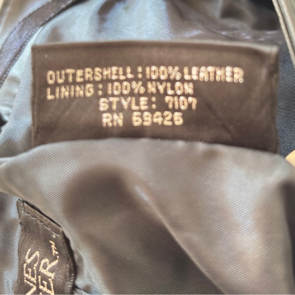 Byrnes & Baker Vintage Sexy Genuine Black Leather Pencil Skirt Women's Size 8 - Picture 9 of 13